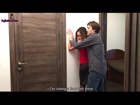 ❤️ Sexy Realtor sensually jerks his pussy and fucks while selling his apartment - Krempai ❤️❌ ❤